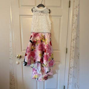 Girls sz 16 Floral and lace sleeveless dress